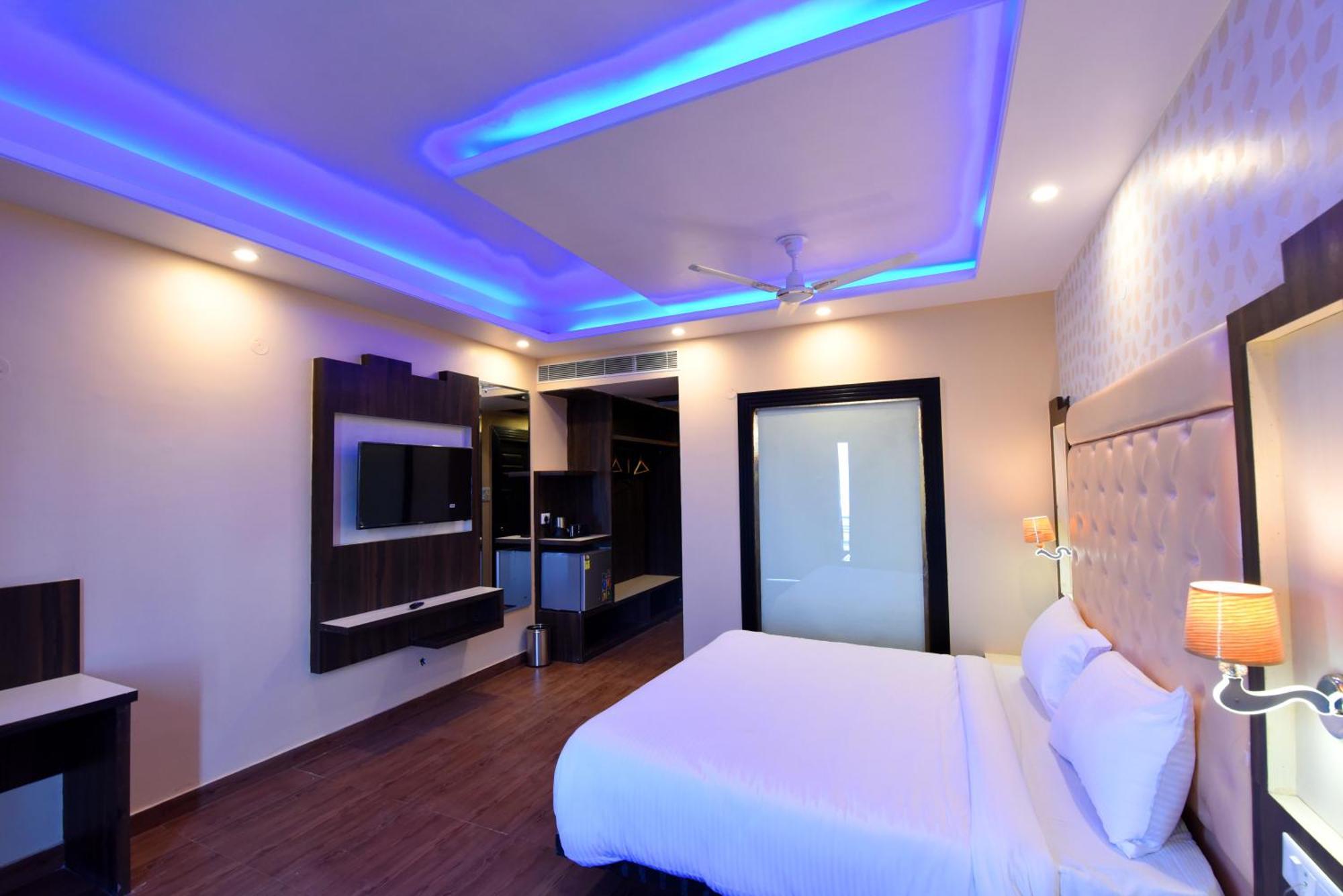 Royal Green Valley Mashobra By Naina Staycation - Mountain And Valley View Rooms 심라 외부 사진