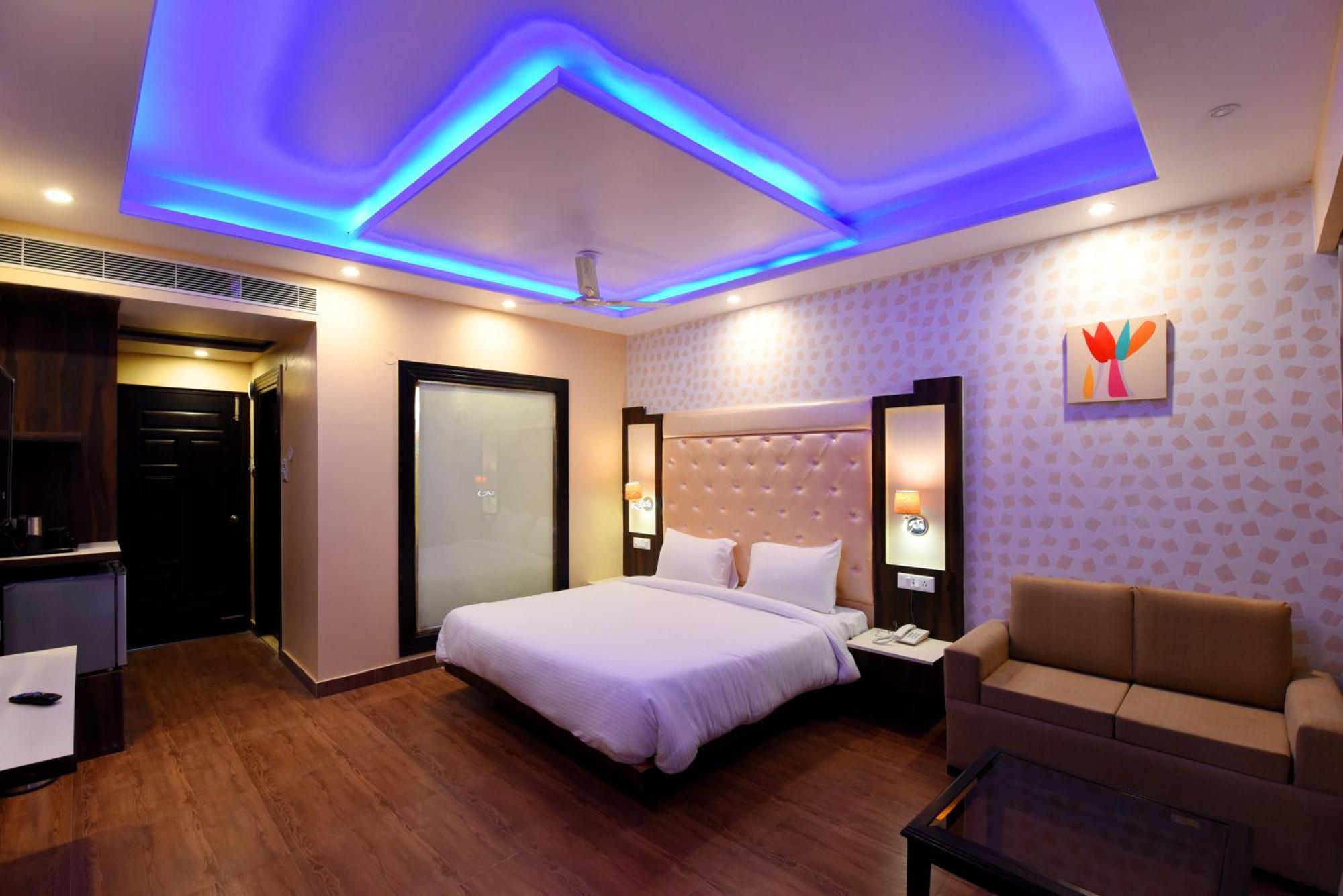 Royal Green Valley Mashobra By Naina Staycation - Mountain And Valley View Rooms 심라 외부 사진