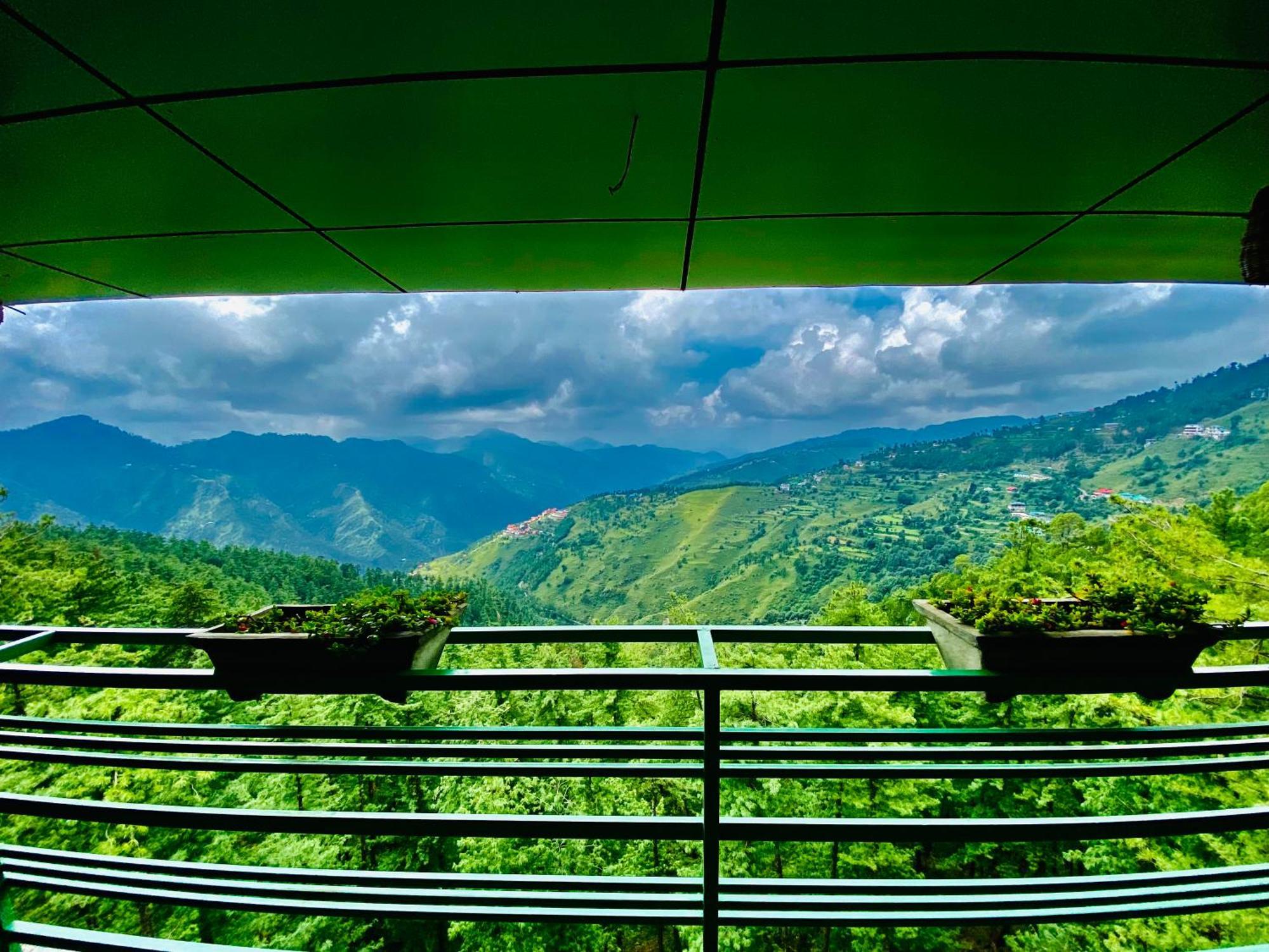 Royal Green Valley Mashobra By Naina Staycation - Mountain And Valley View Rooms 심라 외부 사진